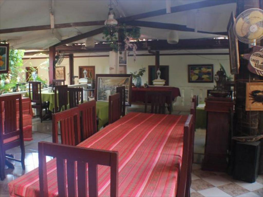 De Loro Inn And Restaurant Puerto Princesa Εξωτερικό φωτογραφία