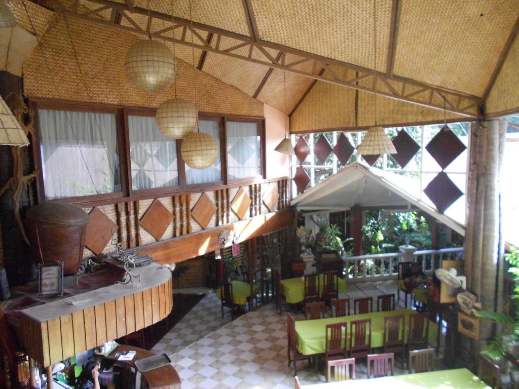 De Loro Inn And Restaurant Puerto Princesa Εξωτερικό φωτογραφία