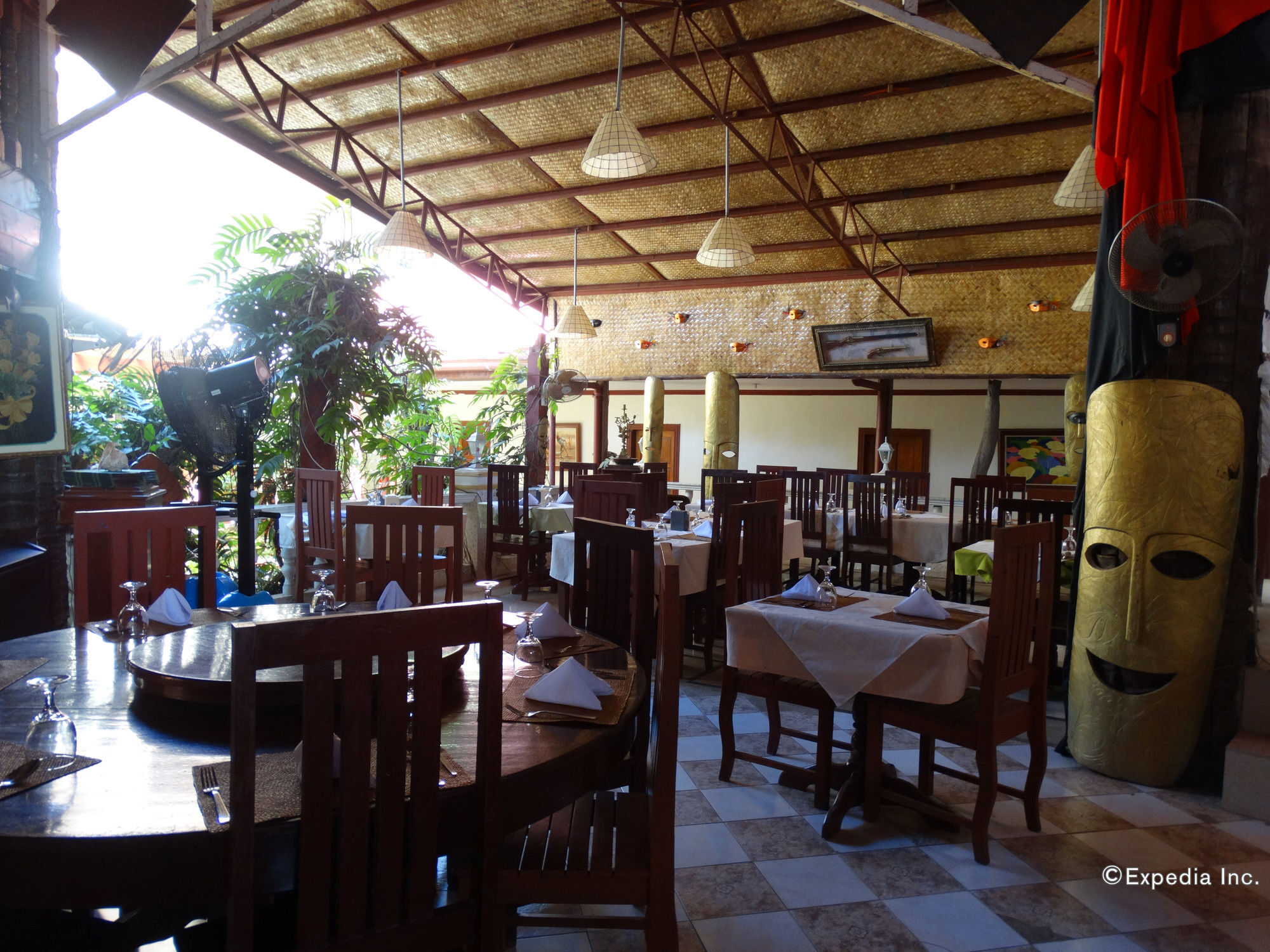 De Loro Inn And Restaurant Puerto Princesa Εξωτερικό φωτογραφία